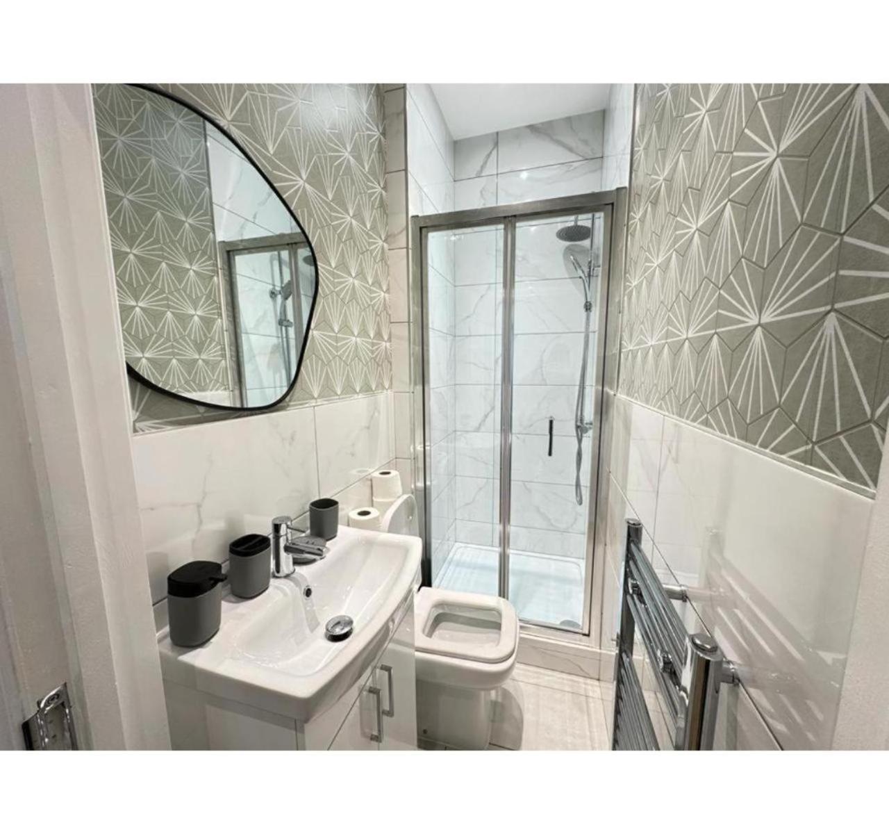 F2- Beautiful 1 Bed Flat Near Edgware Road Station Appartement Londen Buitenkant foto